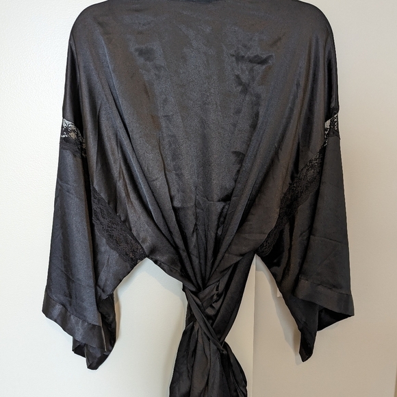 😃 Victoria's Secret short black robe sz L - Picture 4 of 8